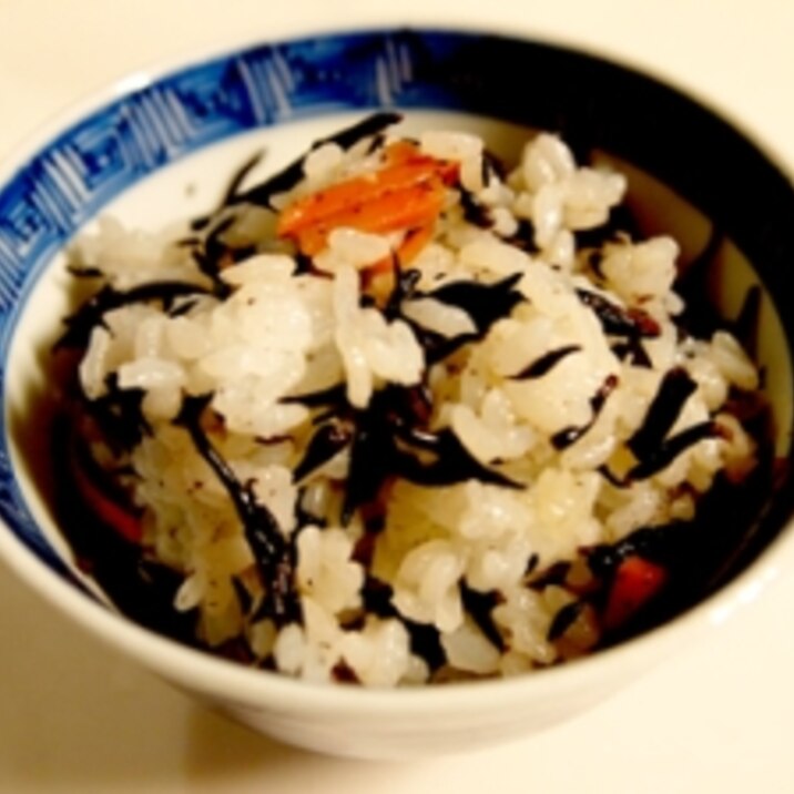 余ったひじきで一品★ガツガツいける、ひじきご飯